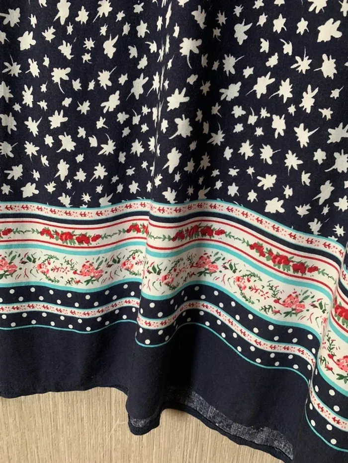 Robe courte légère - photo numéro 4