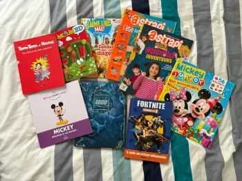 Lot de livres et magazines enfant/ado