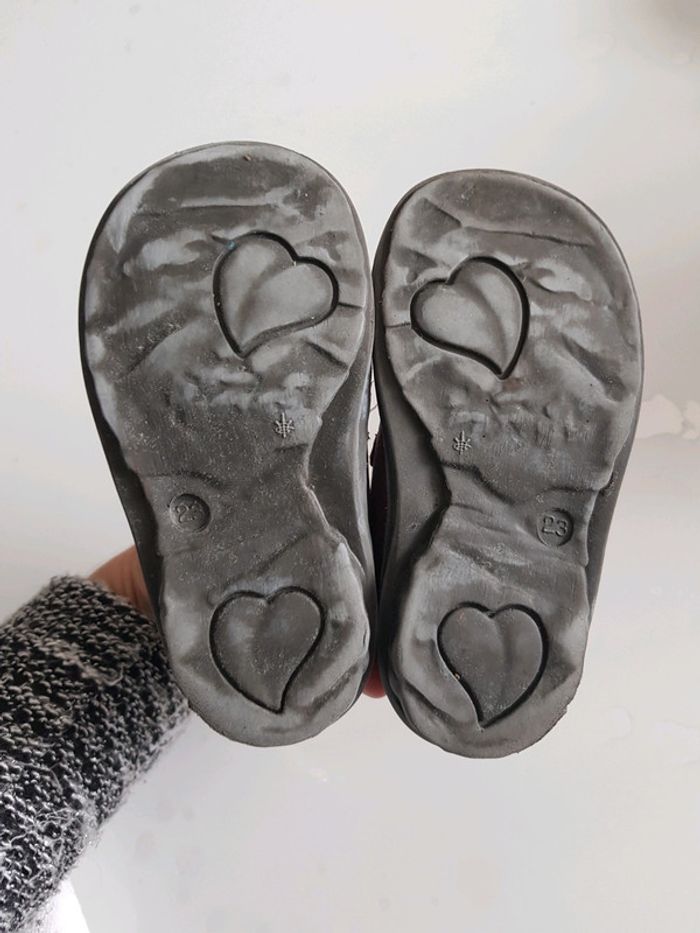 Chaussure pointure 23. - photo numéro 2