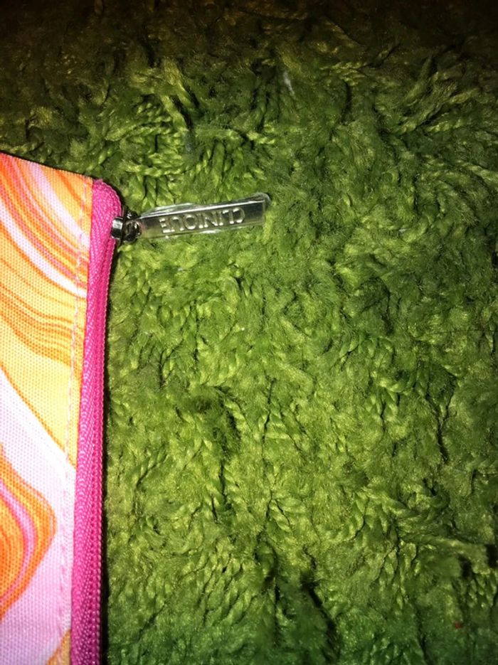 trousse rose et orange clinique - photo numéro 3