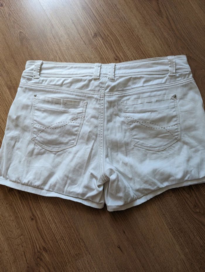 Short blanc - photo numéro 2
