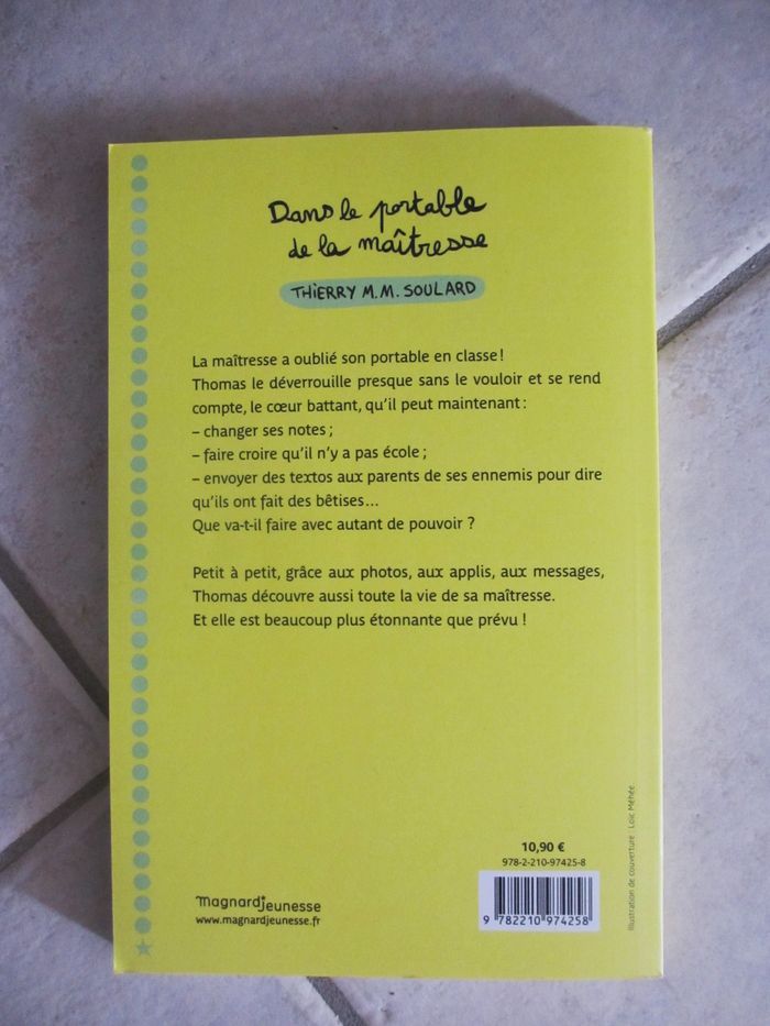 Roman enfant Dans le Portable de la Maîtresse - photo numéro 2