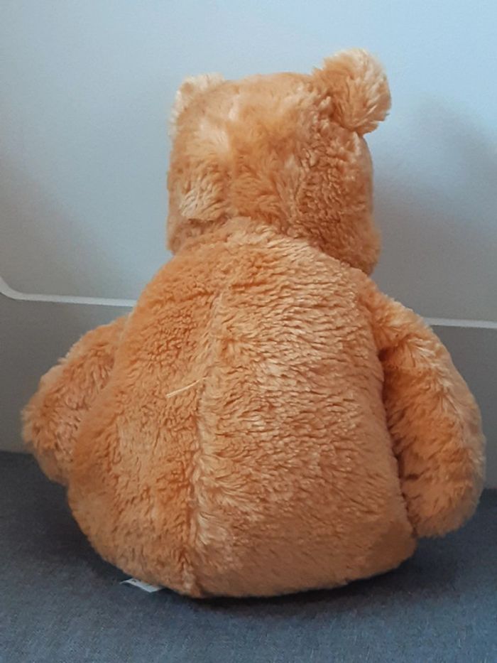 Peluche / doudou Disney Store Winnie L'ourson - photo numéro 8