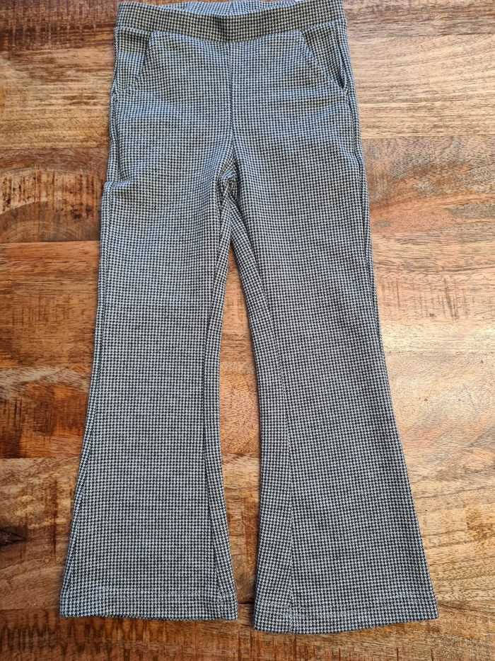 Pantalon à carreaux fin jambe évasée 4ans