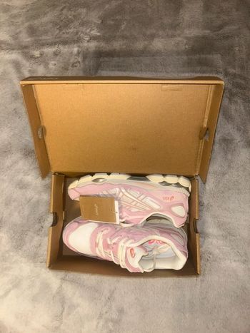 ASICS Gel-NYC Cream Mineral Beige Pink 3939