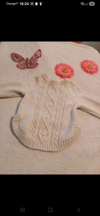 Pull bébé taille 6 mois
