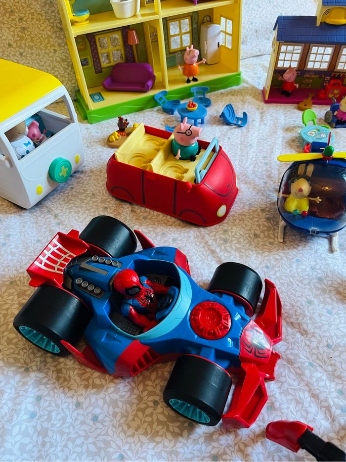 Ensemble Peppa Pig et Spiderman - photo numéro 4