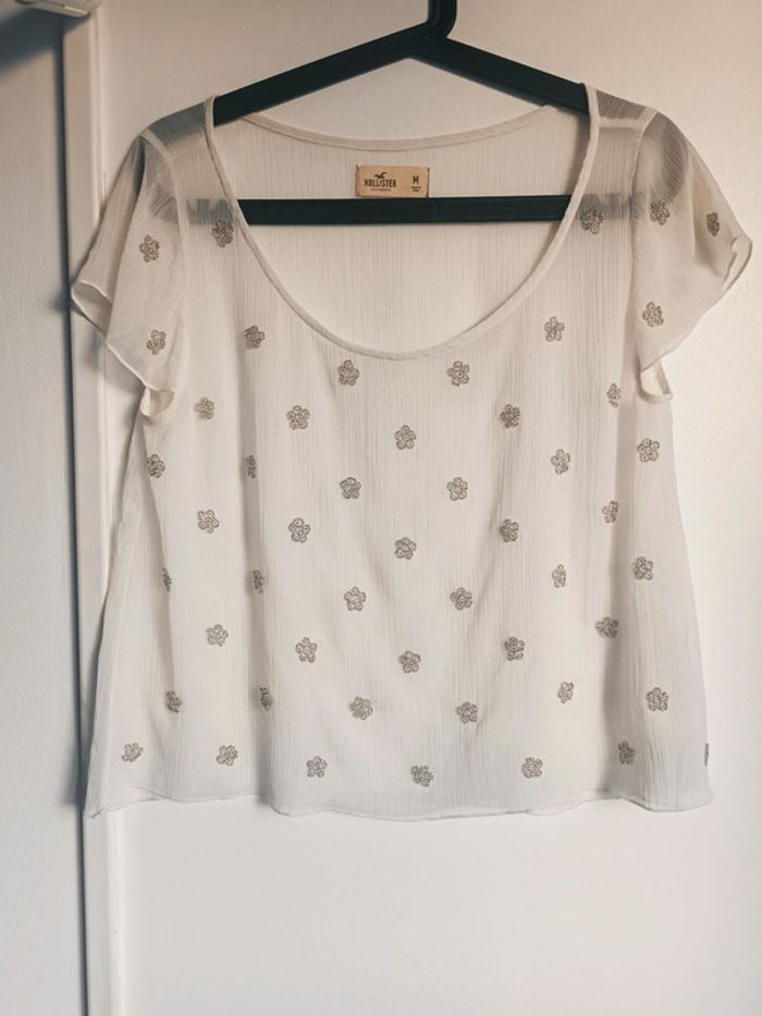 Blouse blanche transparente à perles argentés Hollister Taille M En très bon état - photo numéro 3