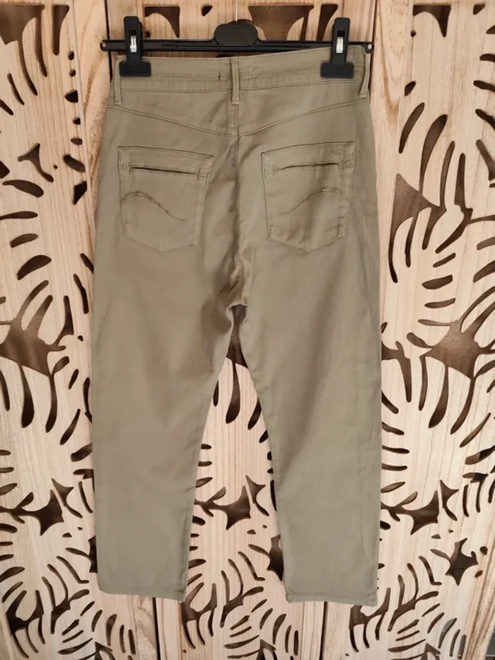 Pantalon 7/8 ème kaki T 36 Ober - photo numéro 6