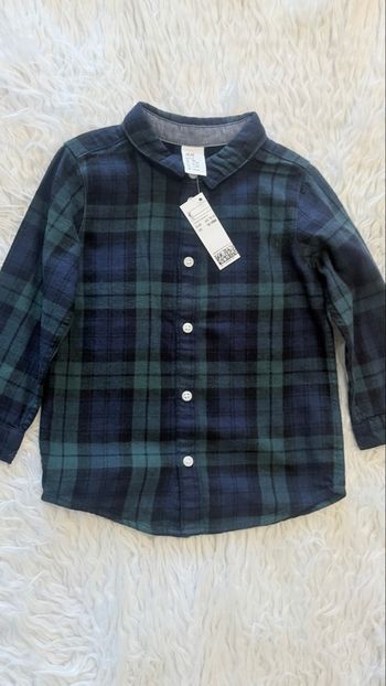 Chemise  neuve – style moderne et confortable