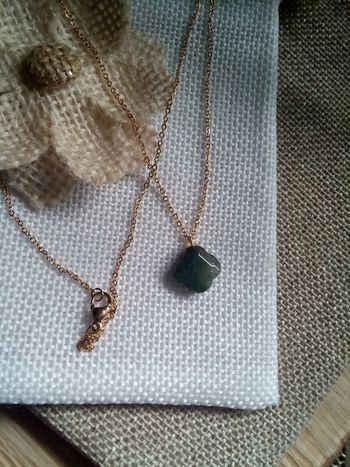 Collier chance trèfle en pierre d'agate indienne