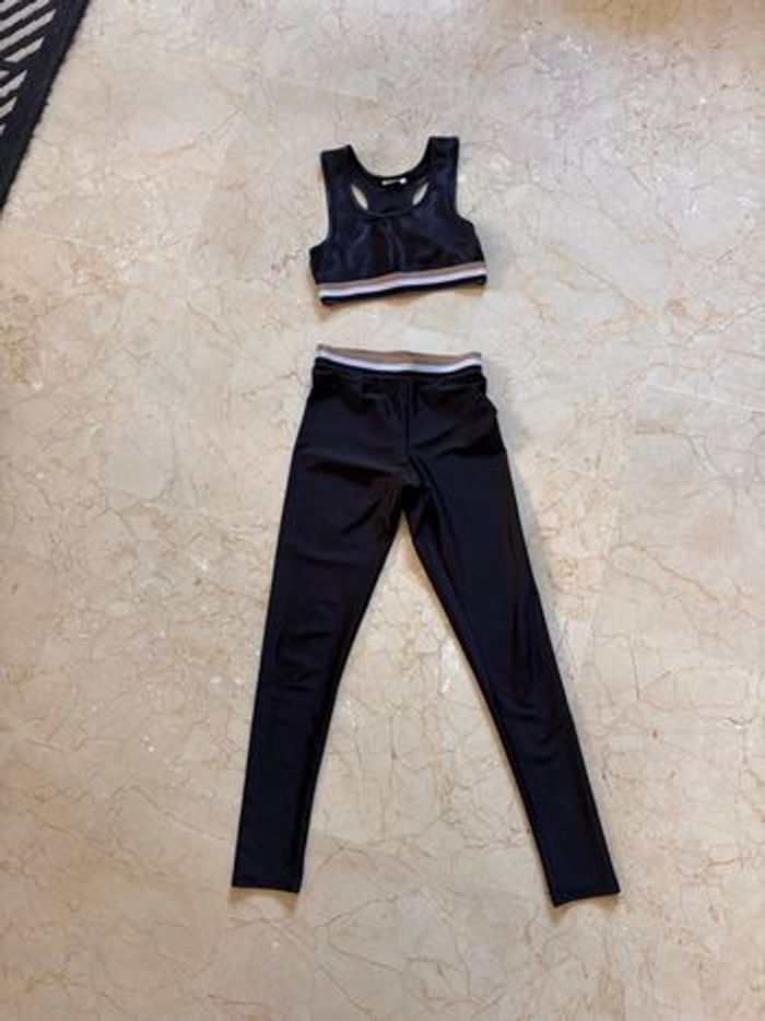 Ensemble sport Hugo Boss 12 ans