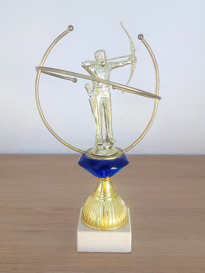 Trophée figurine de tir à l'arc 🏹 28,5x16,5cm - photo numéro 4