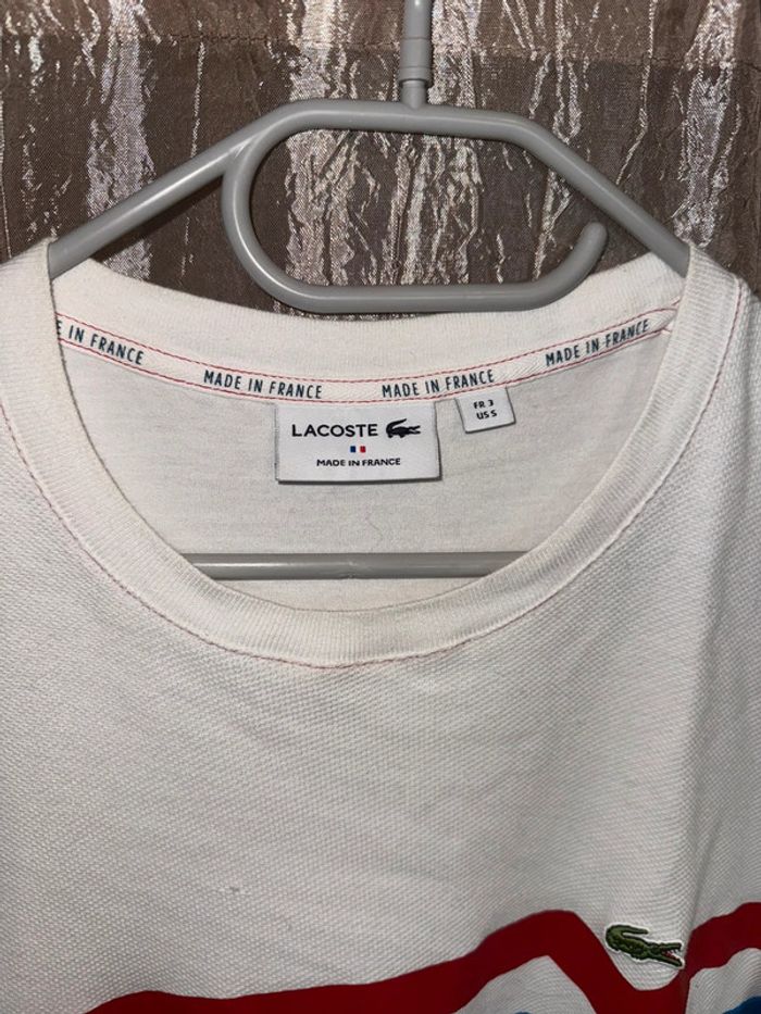 T-shirt Lacoste homme – excellent état - photo numéro 3
