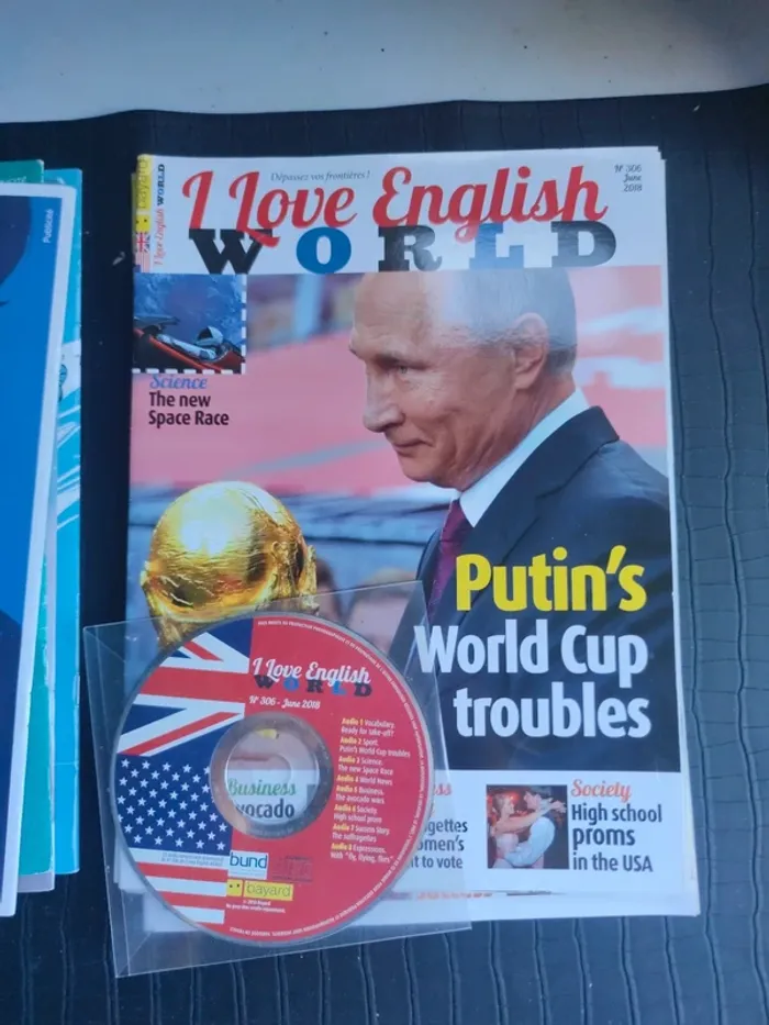 1 an d'abonnement i love english world janvier à décembre 2018 + cadeau - photo numéro 7
