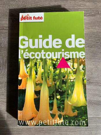 Guide de l’ecotourisme , petit futé