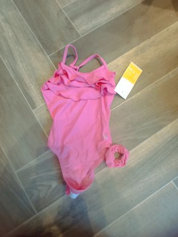 Maillot de bain rose 4 ans