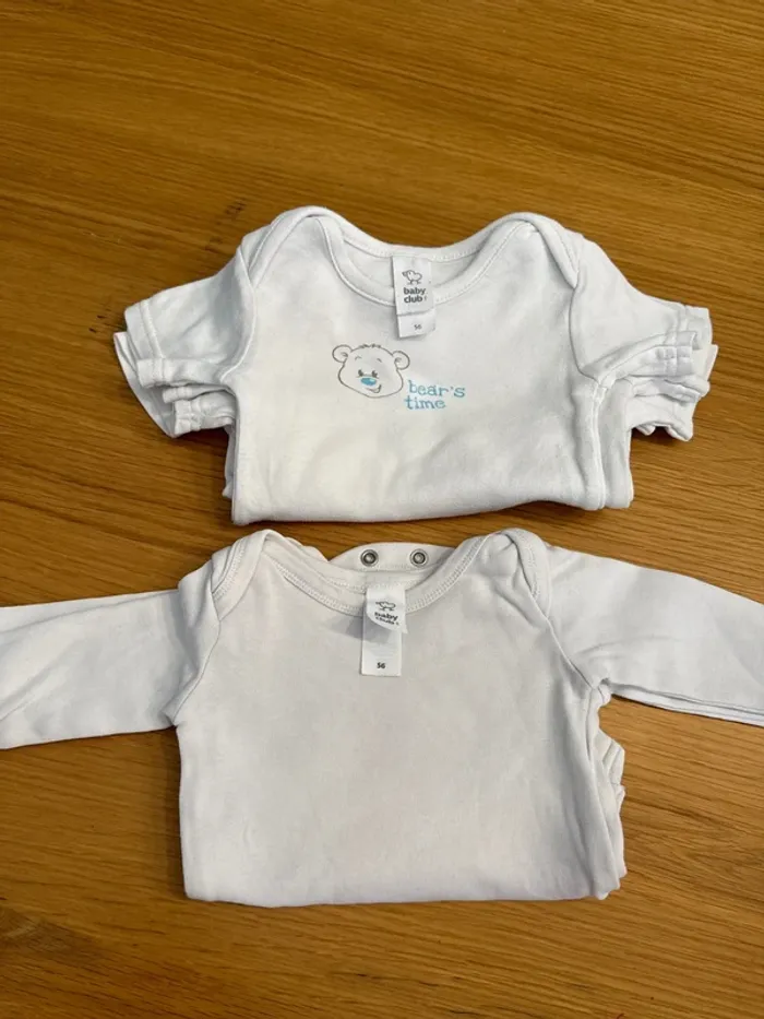 Lot de 6 bodies Baby club