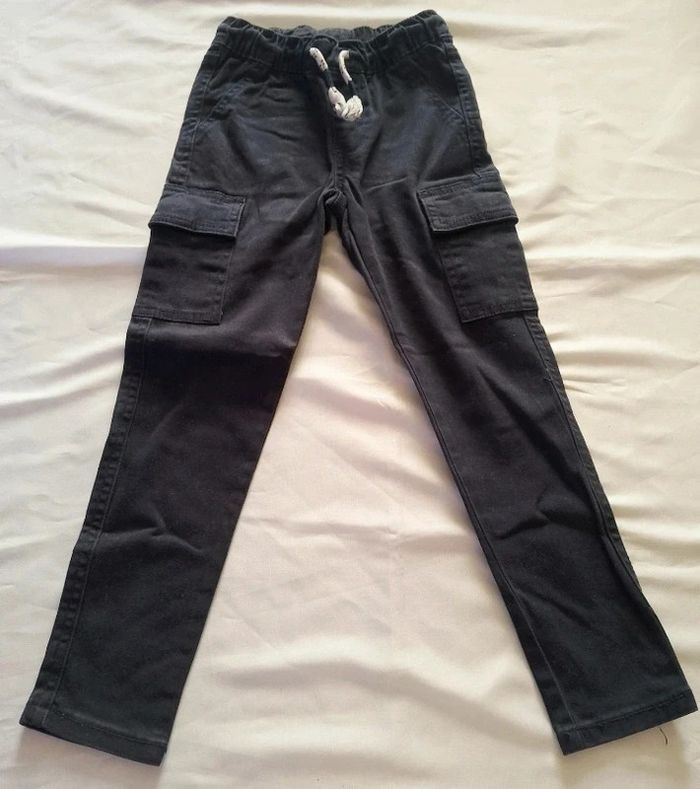 Pantalon garçon marine Pocopiano.