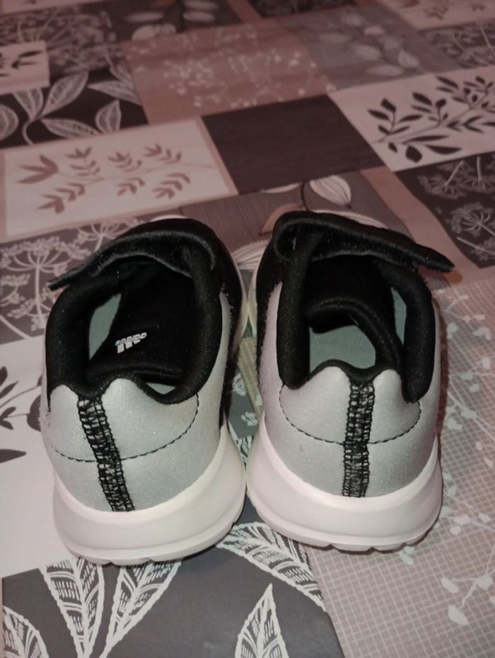 Basket Adidas T19 - photo numéro 3