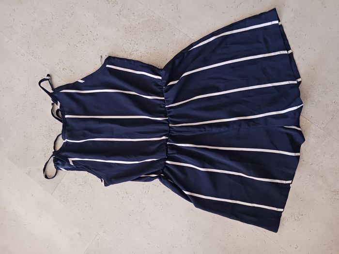 combishort marine et rauyres blanches Neuf
