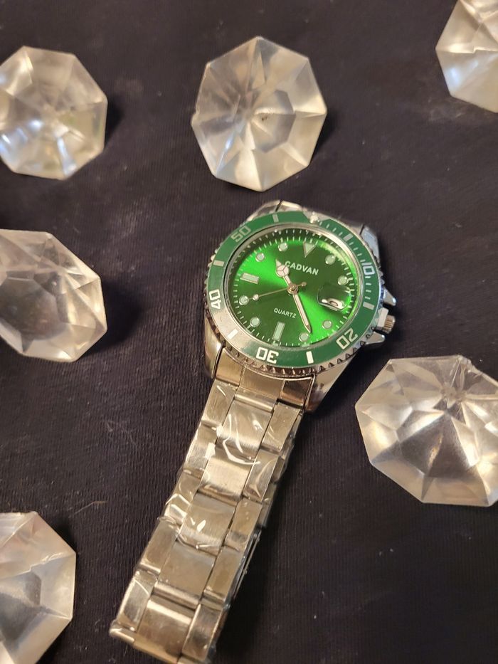 Montre vert - photo numéro 3