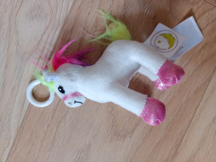 Porte clé licorne 🦄 - photo numéro 2