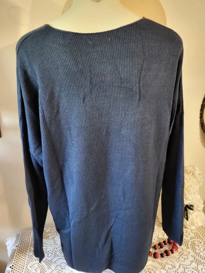 Pull chat - photo numéro 4