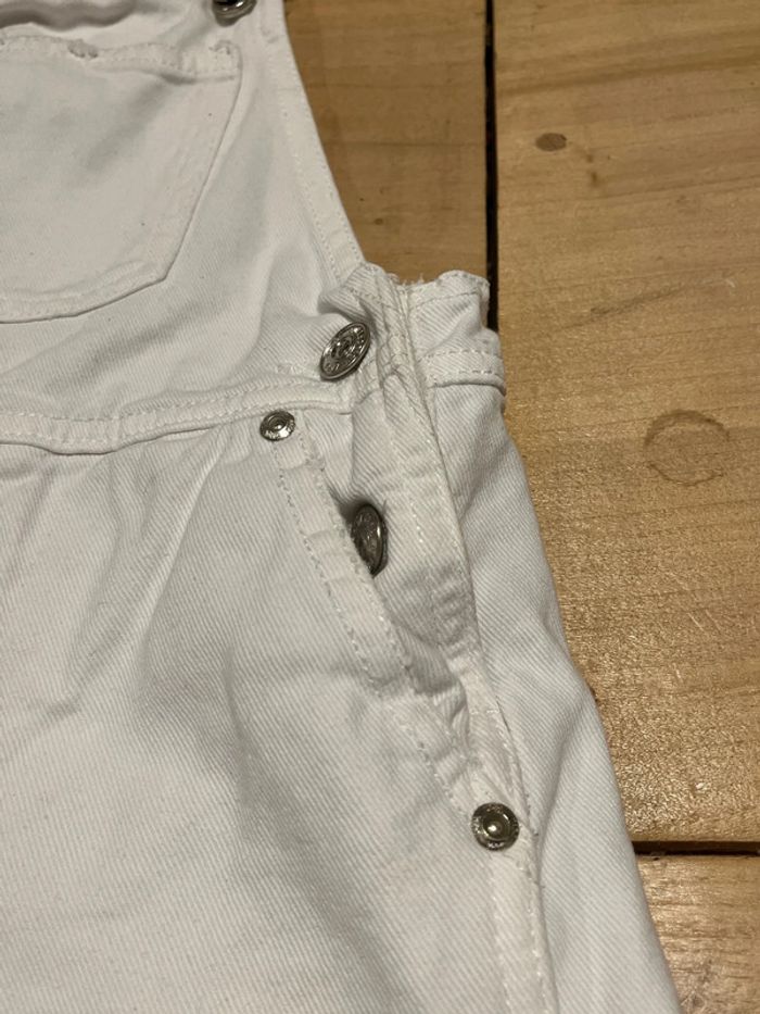 Salopette short  en jean blanche Zara 8 ans - photo numéro 2