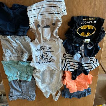 Lot vêtements été 12mois