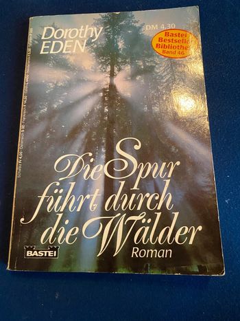 Livre Die Spur führt durch die Wälder
