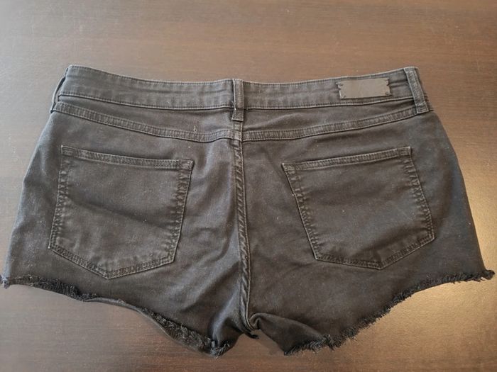 Short NVY - Taille 42 - photo numéro 3