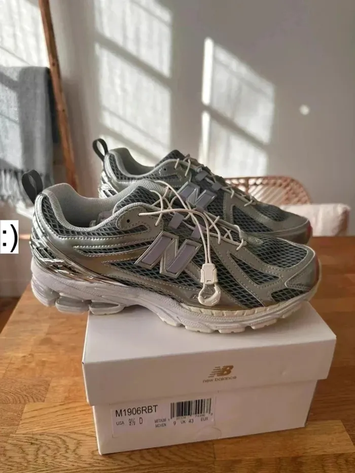 New balance 1906r the basement day chrome taille 43 - photo numéro 3