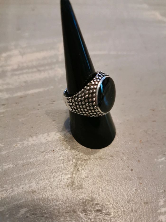 Chevalière homme acier et pierre noire T8 - photo numéro 3