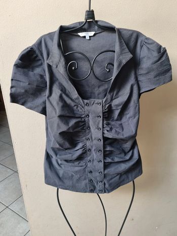 Blouse courte gris foncé