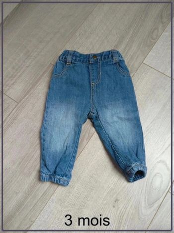 Jean large 3 mois