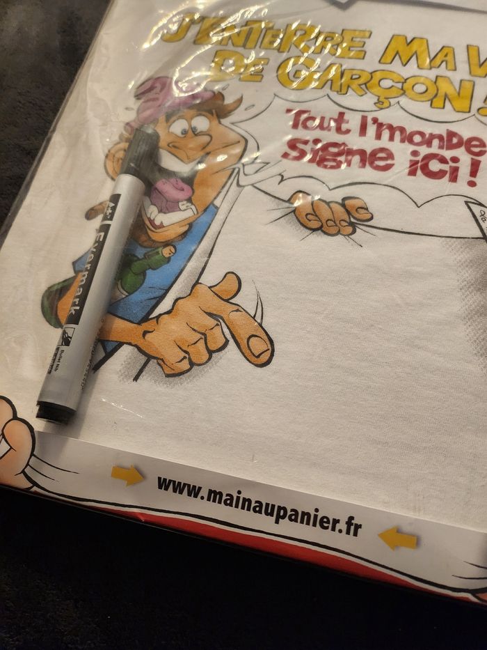 T-shirt homme j'enterre ma vie de garçon neuf - photo numéro 4