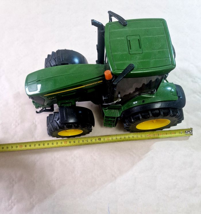 Tracteur miniature  / jouet , Bruder , John deere  , 7930 - photo numéro 6
