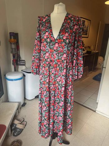 Robe longue fleurie rose rouge - Zara