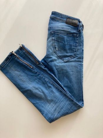 Jean skinny Diesel taille 36/S