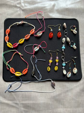 12 bijoux cauris 