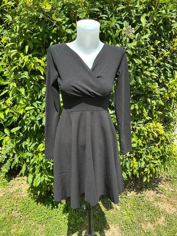 🌟 Élégante robe noire 🌟