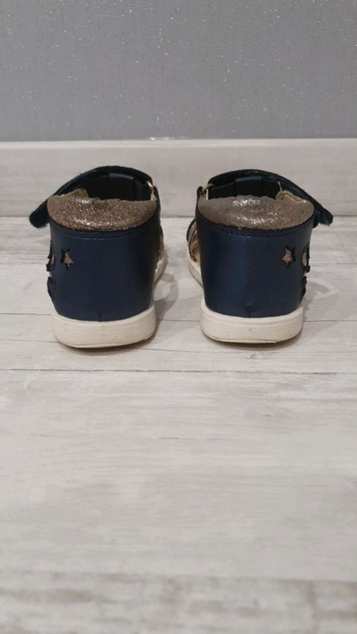 Sandales Pointure 23 - photo numéro 6