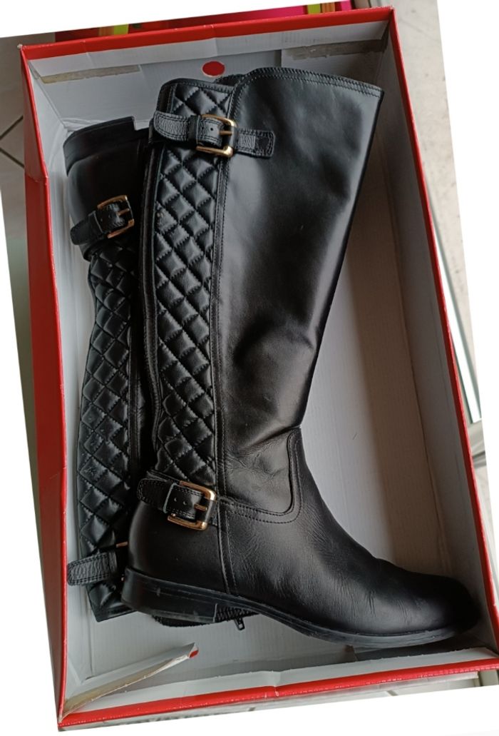 Bottes en cuir taille 39