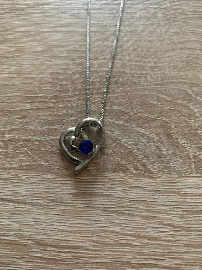Collier coeur en strass bleu