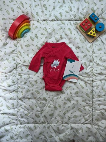 body manches longues rose ouverture devant 1 mois gémo