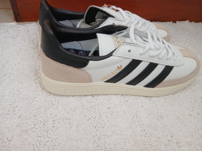 Paire de baskets Adidas spézial beiges/blanc T41 neuves - photo numéro 3