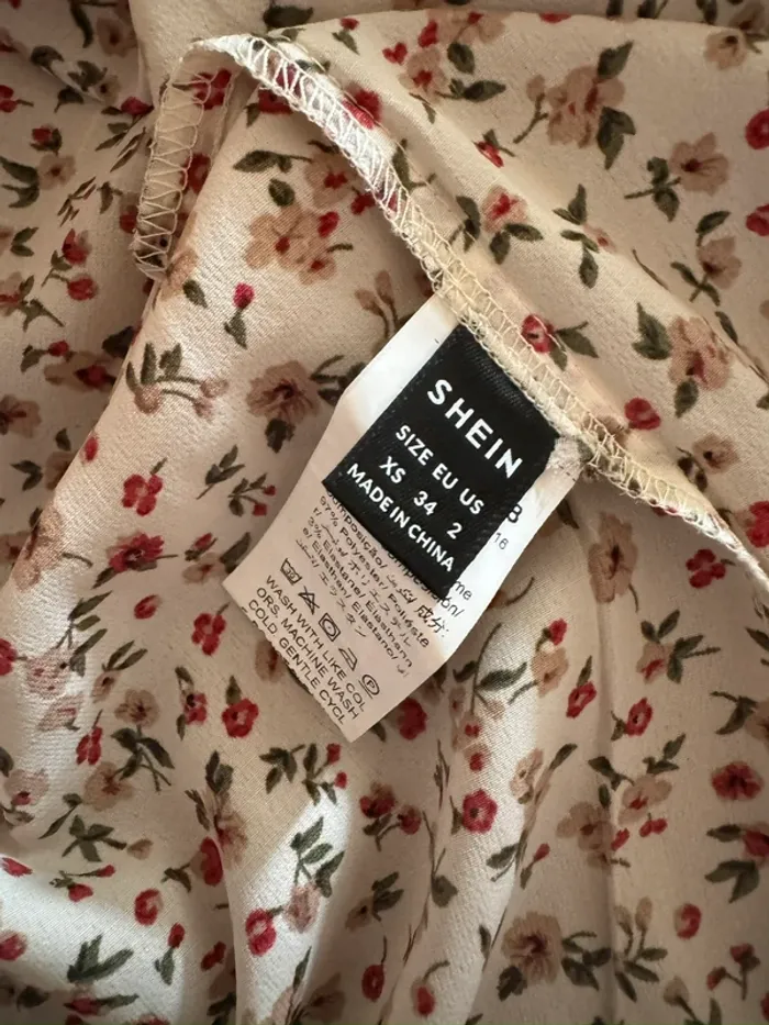 Robe fleur Shein - Taille XS - photo numéro 3