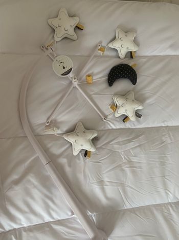 Mobile bébé sauthon neuf