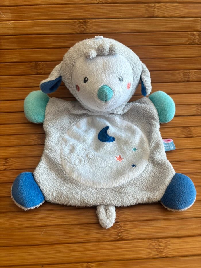 Doudou plat mouton gris bleu lune sucre d’orge